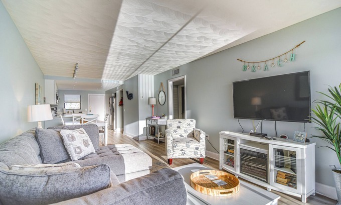 Indian Shores Condo | Balcony & Views: Sunny Indian Shores Condo!
