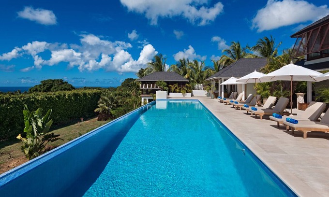 Merlin Bay Villa | Balinese Villa with Ocean Views and Pool - Tom Tom