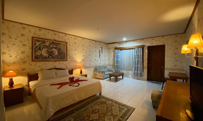 Jimbaran Bay Apartment | Balisee Homestay Beach Front