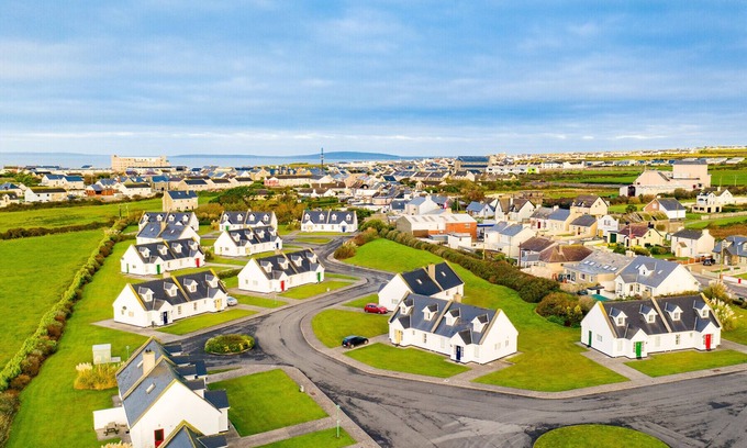 Ballybunion Ski Chalet | Ballybunion Holiday Cottage No.27