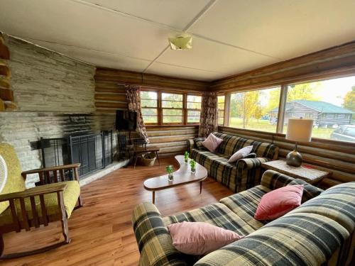 Rosedale House | Balsam Lake - 2-Bedroom House in Kawartha #15