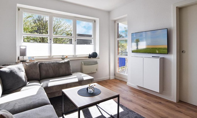 Schonberger Strand Apartment | Baltic Suite 16