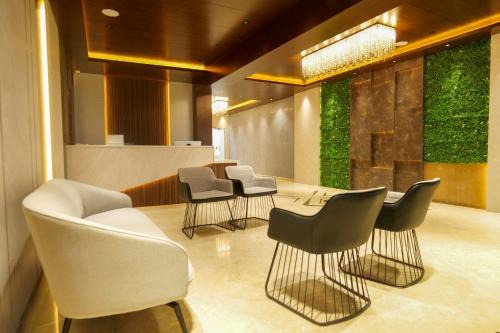 Coimbatore Hotel | Balu Residency - A Business Class Hotel