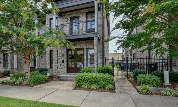 Tuscaloosa House | Bama Getaway