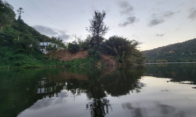 Caonillas Abajo House | Bamblo Lake House. A romantic property with direct acces to Caonillas Lake.