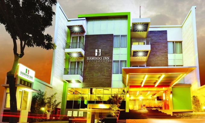 Palmerah Hotel | BAMBOO INN HOTEL & CAFE