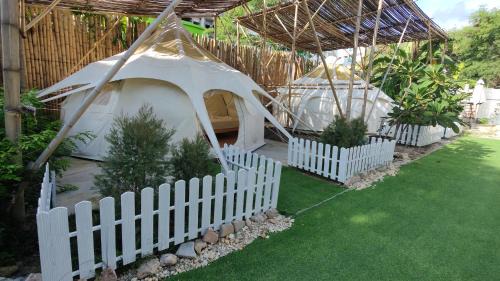 Patong Other | Bambus Restaurant, Bar & Glamping