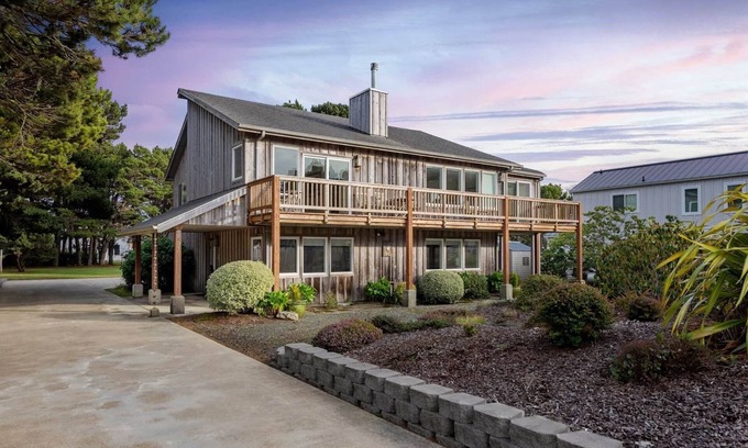 Bandon House | Bandon Seaside Escape