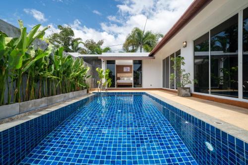 Choeng Thale Villa | Bangtao Beach Villa with a Long pool 12 meters