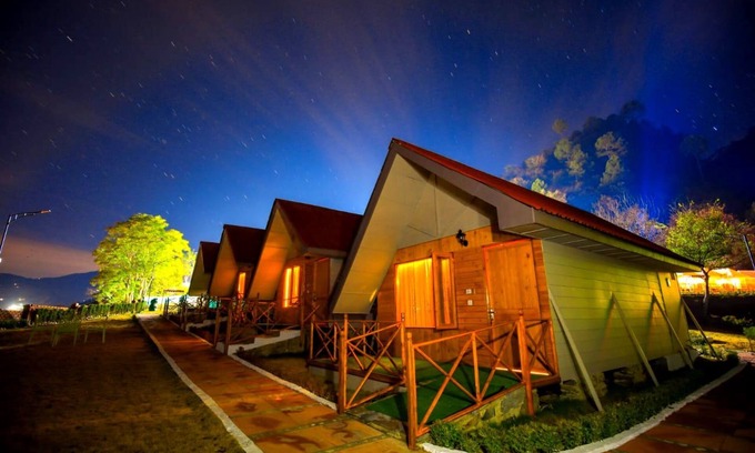 Kandaghat Hotel | Banjara Mountain Retreat Chail Hills