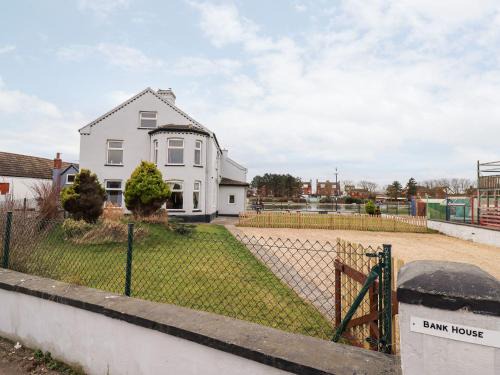 Mablethorpe and Sutton House | Bank House