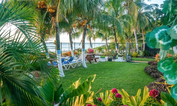 Brighton House | Banyan Beach House Villa