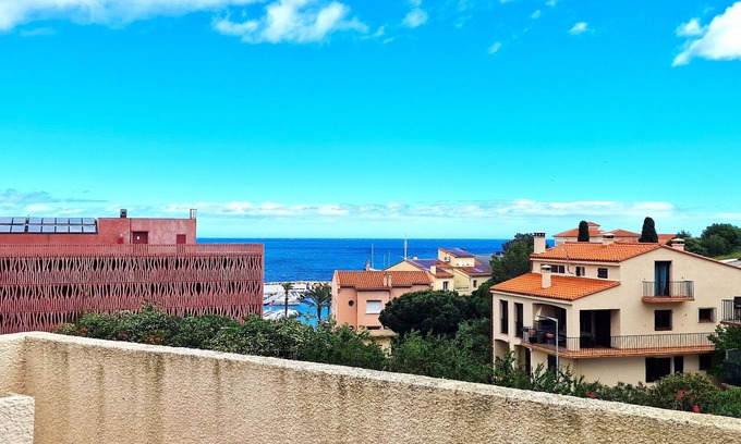 Banyuls-sur-Mer Apartment | BANYULS-SUR-MER Studio Climatisé Proche Mer avec Parking et Terrasse