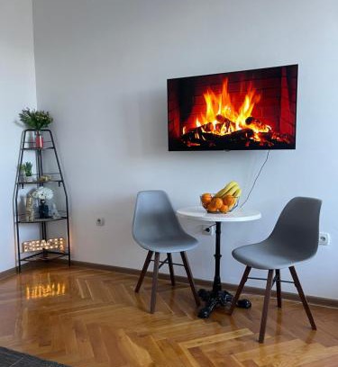 Bar Apartment | Bar Center Studio
