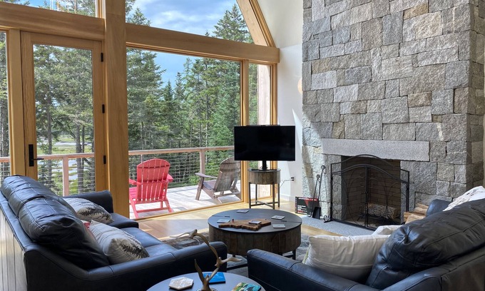 Mount Desert House | BAR HARBOR GORGEOUS UPSCALE W/WATER VIEWS - ACCESS, BORDERS PRESERVE