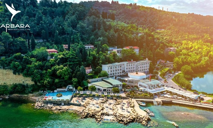 Piran Hotel | Barbara Piran Beach Hotel