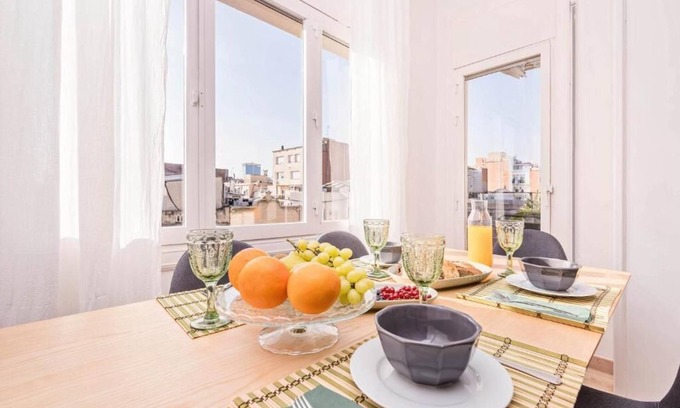 La Nova Esquerra de l'Eixample Apartment | Barcelona City Club Building! Several units perfect for big groups!