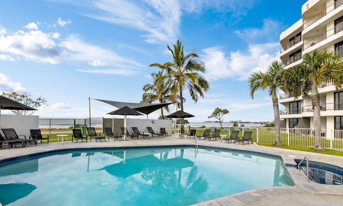 Tugun Apartment | Barefoot To The Beach