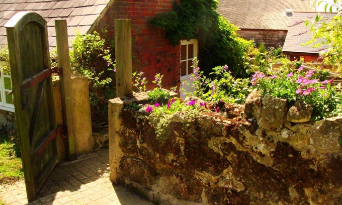 Sandown Cottage | Barn Cottage on The Garlic Farm on the Isle of Wight - Sleeps 4