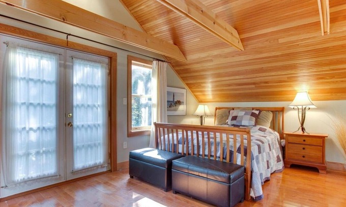 Catharpin House | Barn with 1000sqft PartySpace for rent@Gainesville