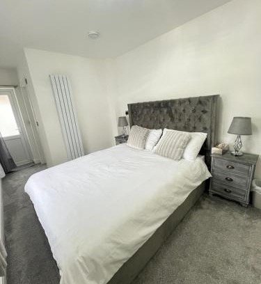 Hillingdon House | Barnhill Road