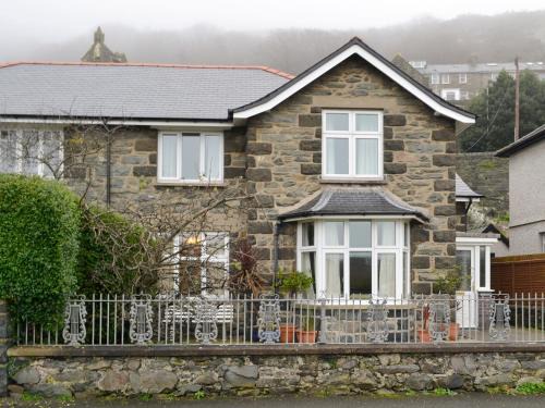 Barmouth House | Barreg