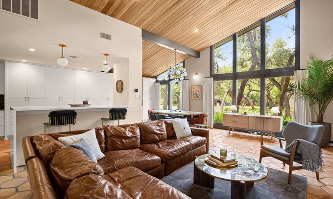 Barton Hills House | Barton Hill Haven