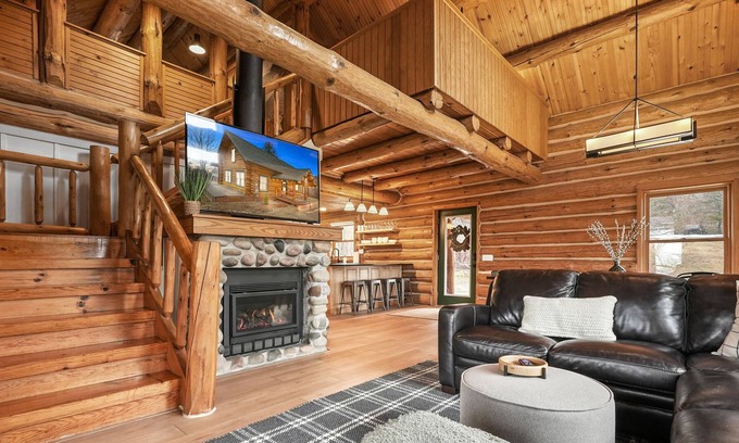 Beulah Cabin | Base Camp Beulah at Crystal Lake