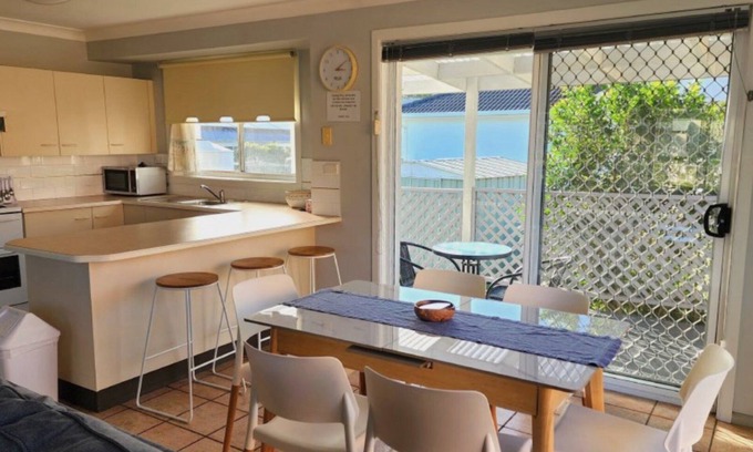 Sussex Inlet House | Base yourself at Banksia