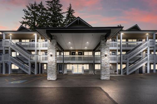 Puyallup Hotel | Basecamp Puyallup a Travelodge by Wyndham
