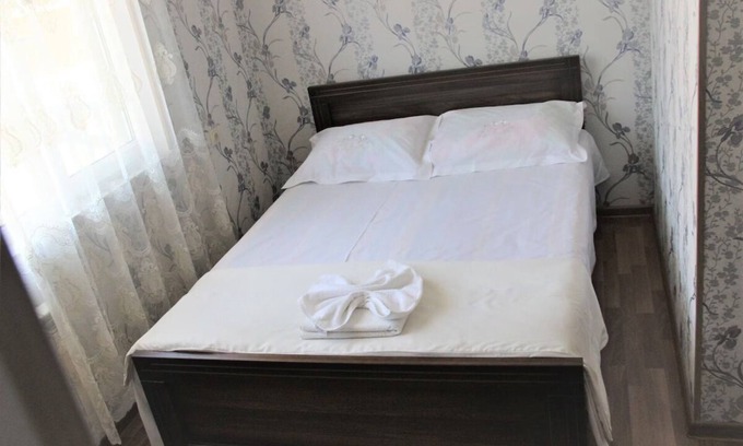 Kutaisi Apartment | Basic Roomn