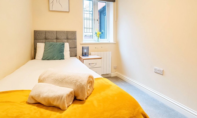 Basingstoke Apartment | Basingstoke Town Center Serviced Apartments By Firoz Property Management