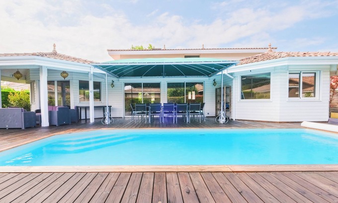 Andernos-les-Bains House | Bassin d'Arcachon: BEAUTIFUL VILLA WITH HEATED POOL (10 people)