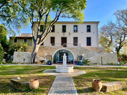 Aubagne Bed & Breakfast | Bastide Beaudinard
