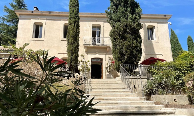 Aiguelongue House | Bastide Castella