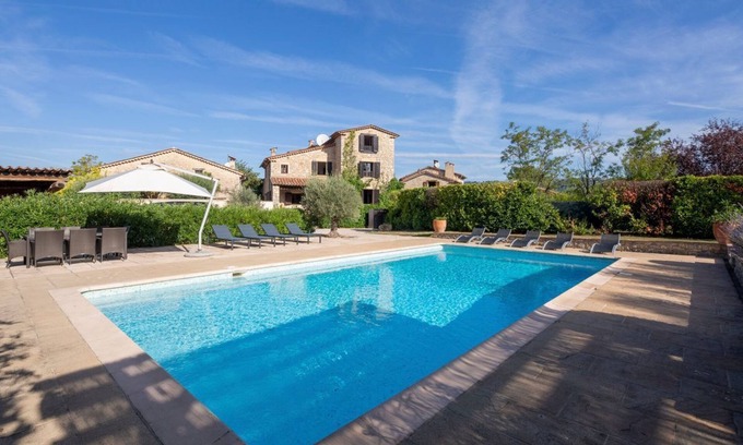 Montauroux Villa | Bastide Var - Five Bedroom Villa, Sleeps 10
