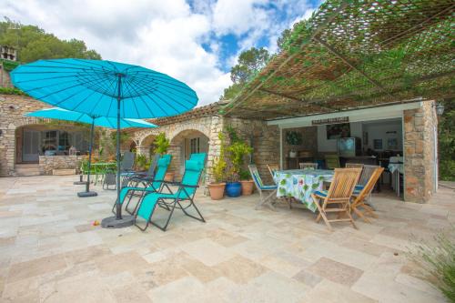 Taradeau House | Bastidon Domaine Lhelion