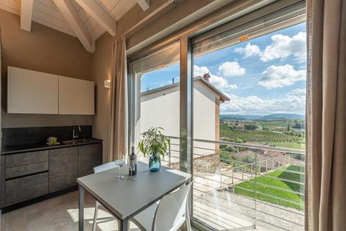 Roddi Apartment | Basumse Holiday Apartments, Langhe