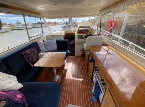 Kerroch Boat Rental | Bateau 6 personnes Larmor Plage