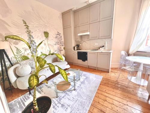Queenstown Apartment | Battersea park & Power station elegant 2-bed