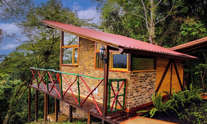 San Francisco Cabin | Baumhaus Bamboo/Cabaña rústica con jacuzzi privado