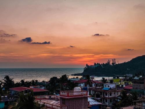Baga House | Bay By the Beach