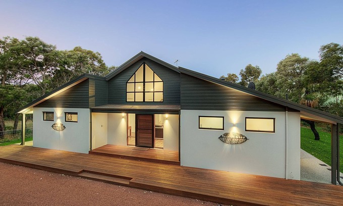Eagle Bay House | Bay Dreams Eagle Bay