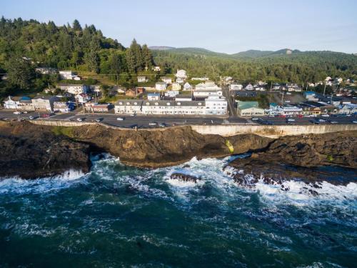 Depoe Bay House | Bay Echo