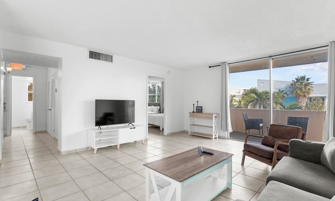 Bay Harbor Islands Apartment | Bay Harbor Sunset Apt 3A