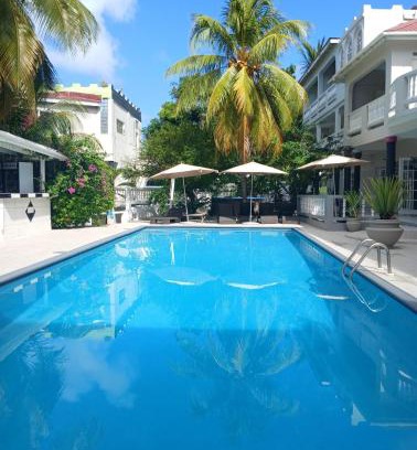 Rodney Bay Hotel | Bay Heights Escape Aparthotel - Courtyard Suites