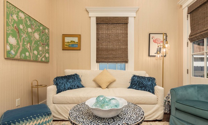 Bay St Louis Cottage | Bay St. Louis Cottage located less than a mile from Downtown!