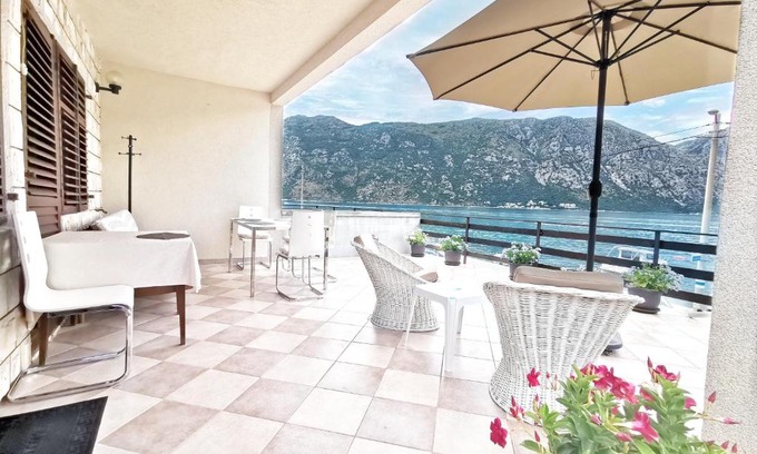 Donji Stoliv Apartment | Bay Terrace Apartment