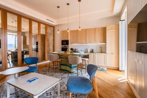 Villefranche-sur-Mer Apartment | BAY VIEW AP4470 By Riviera Holiday Homes