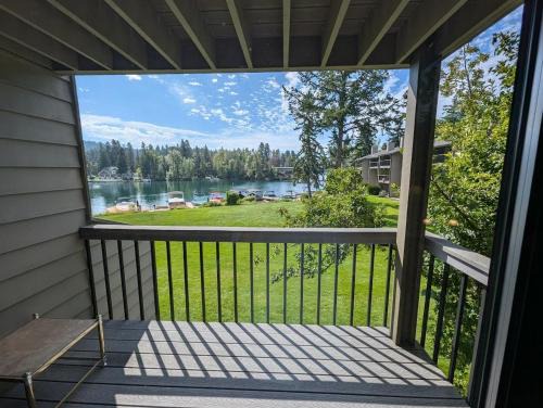 Bigfork Apartment | Bay View Luxury Studio